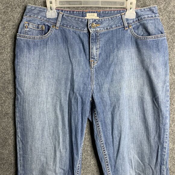 LL Bean Favorite Fit Jeans Women Size 14 Straight Leg High Rise Med Wash Stretch - Picture 2 of 7